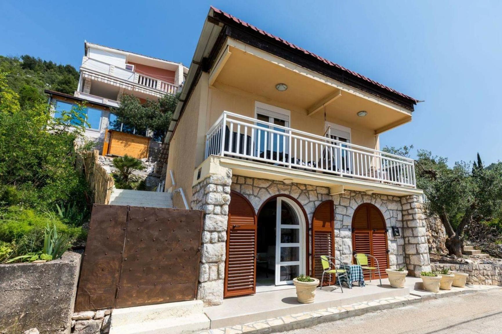 Apartment Casa Topic بلاتشي الغرفة الصورة
